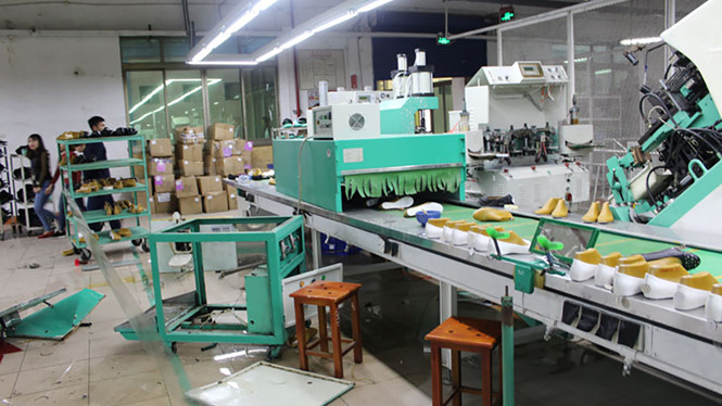 200 công nhân xếp hàng chờ hiến máu cứu đồng nghiệp bị tai nạn nổ lò hơi